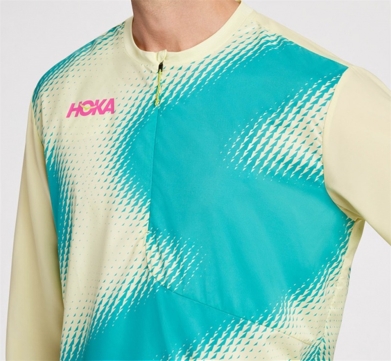 Men's Hoka 1/2 Zip Wind Shell Running Outerwear Green | India-1678